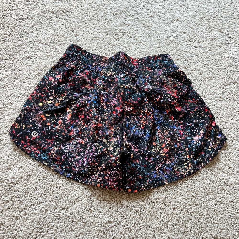 Lululemon Floral Trackers - Picture 2 of 4